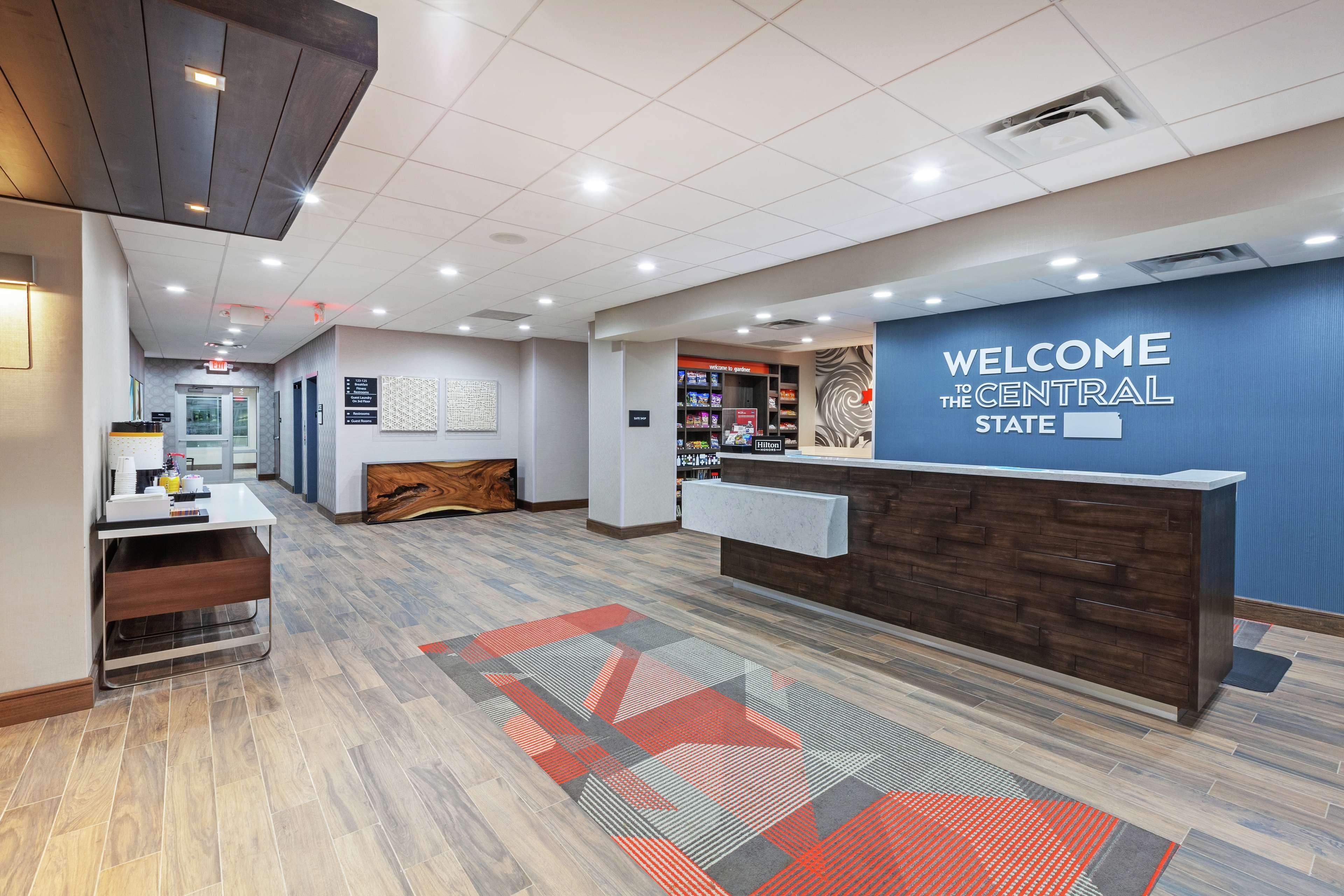 Hampton Inn Gardner Esterno foto